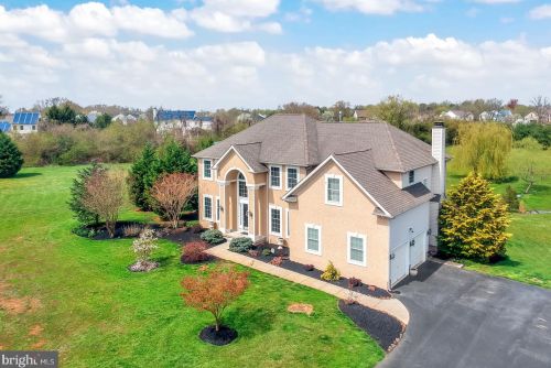 22 Victoria Dr, Auburn, NJ 08085-3094