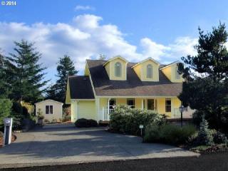 87678 Limpit Ln, Florence, OR 97439-9039