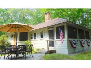 3 Lovejoy Ln, Meredith, NH 03253-6921