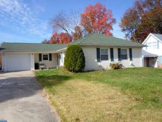 63 Petunia Ln, Willingboro, NJ 08046-2731