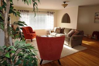 19011 Karen Dr, Salinas, CA 93907-8514