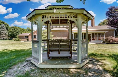 6015 Morris Rd, Springfield OH  45502-9521 exterior