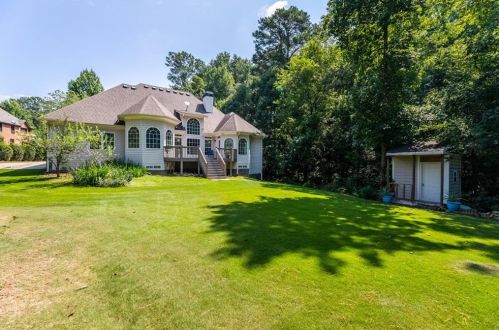 1132 Mccoy Dr, Conyers GA  30094 exterior