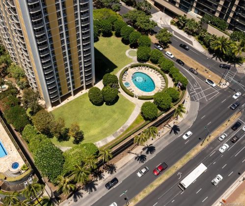 1350 Ala Moana Blvd, Honolulu HI  96814-4215 exterior