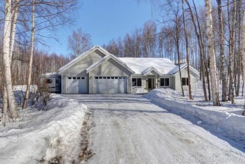22097 Maytag St, Chugiak, AK 99567-5313
