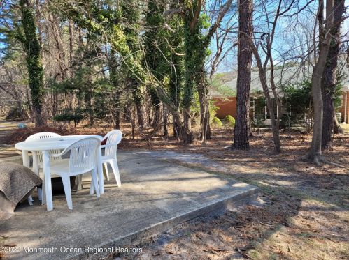 59 Yorktowne Pkwy, Lakehurst, NJ 08759-6349