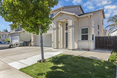 2968 Kennsington Ct, Tracy, CA 95377-7974