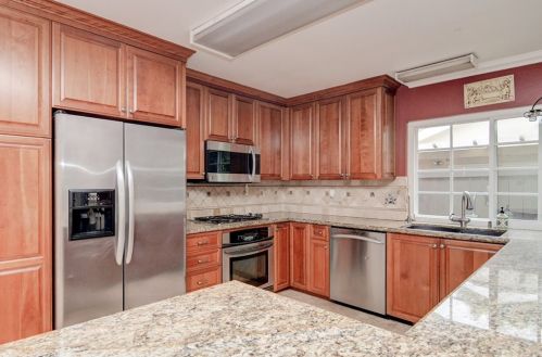 3791 Carmel Ave, Irvine CA  92606-1717 exterior
