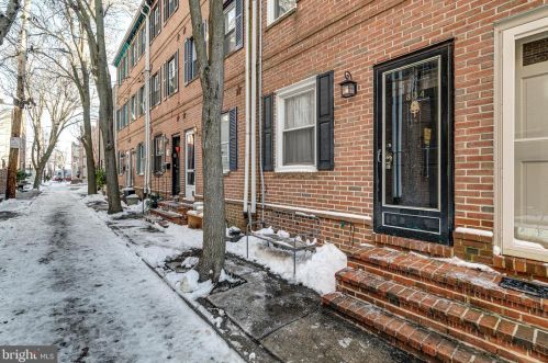 834 Kater St, Philadelphia, PA 19147-2013