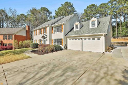 1164 University Dr, Marietta, GA 30068-1673