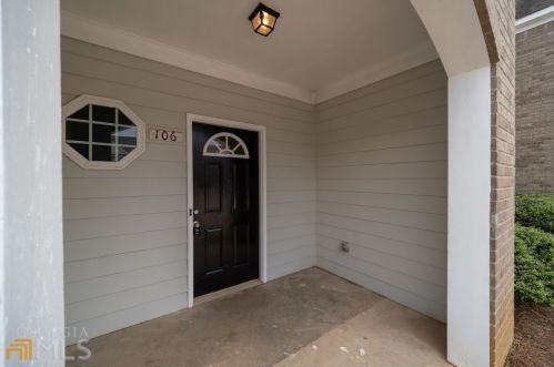 106 Brixton Cir, Carrollton, GA 30117-8936