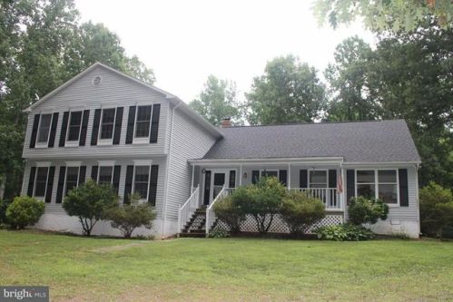 13102 Five Staff Ln, Rixeyville, VA 22737-3100