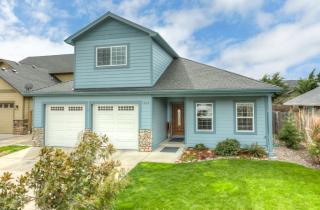 1018 Lithia Way, Talent, OR