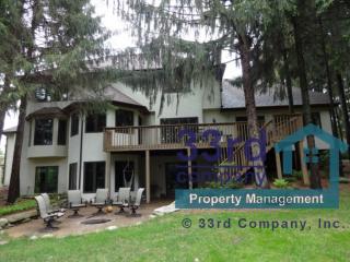 1292 Donegal Dr, Saint Paul MN  55125-2391 exterior
