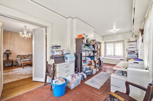 5216 Victoria Ave, Riverside CA  92506-1565 exterior