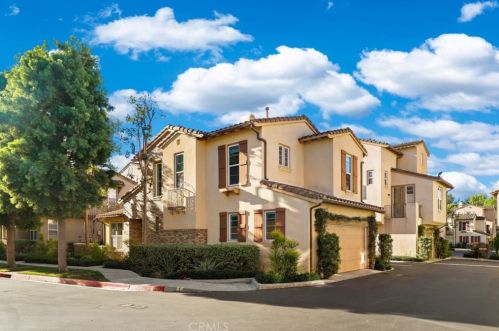 309 Tall Oak, Irvine CA  92603-0673 exterior