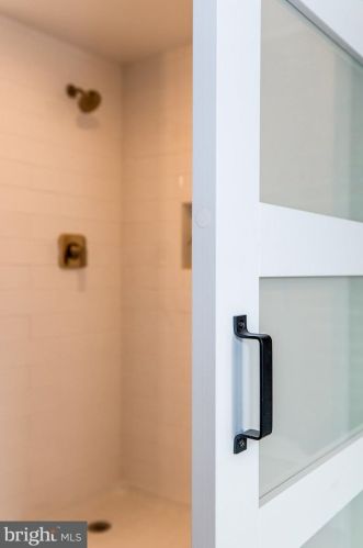 24 Ross St, Lancaster PA  17602-1940 exterior