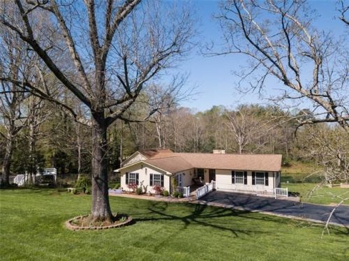 3060 Texs Fish Camp Rd, Connelly Springs, NC 28612-7631