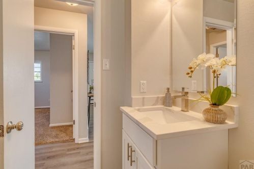 2571 Lynwood Ln, Pueblo CO  81005-2719 exterior