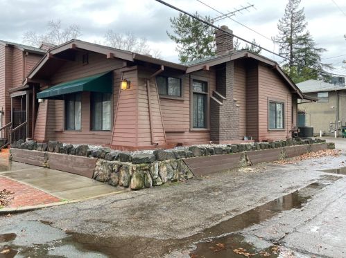13 Lee Ave, Lodi, CA 95240-2007