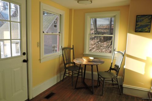 4 Winter St, Hallowell, ME 04347-1517