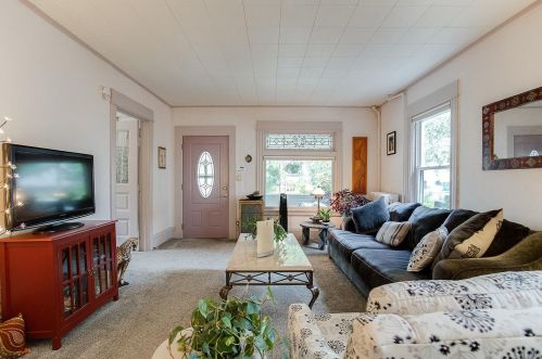 1076 Cook Ave, Saint Paul MN  55106-3323 exterior