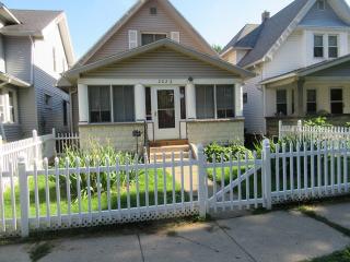 2022 Hurd St, Toledo OH  43605-2822 exterior