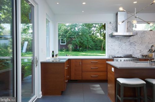 2306 Kimball Pl, Silver Spring MD exterior