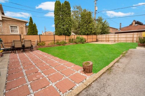 3827 East Ave, Forest View IL  60402-4037 exterior