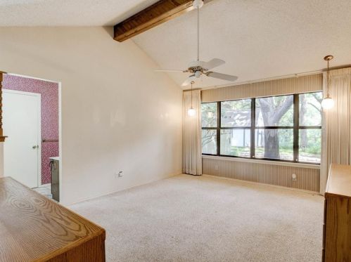 410 Granada Calle Ct, Granbury TX 76049-1476 exterior