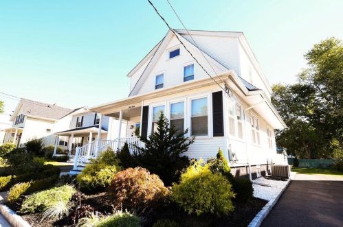 38 Bow St, Providence, RI 02905-3406