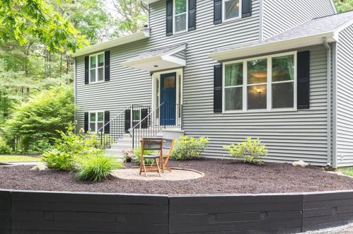 16 Byron Dr, Granby, CT 06035-2521