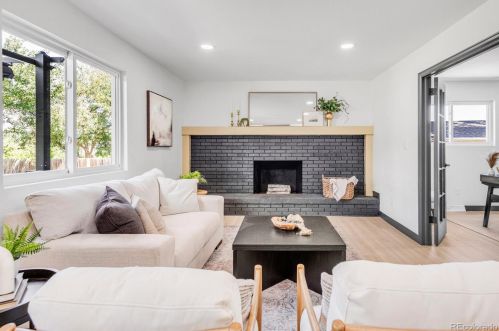 6243 Niagara Way, Englewood CO 80111-4443 exterior