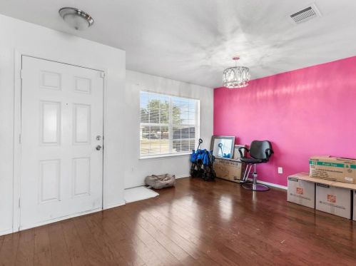 8412 Prairie Wind Trl, Fort Worth TX  76134-8463 exterior