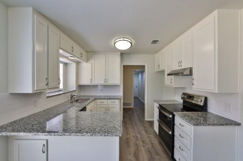 1829 Spruce Ln, Fort Worth TX  76126-3909 exterior