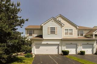 1413 Meadowsedge Ln, Carpentersville, IL 60110-3410