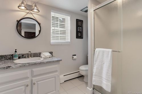 5671 Florence St, Englewood CO 80111-3713 exterior