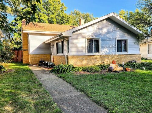 257 Milton Ave, Glendale Heights, IL 60137-6322