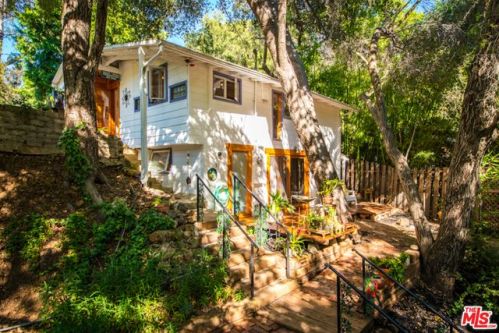 516 Glen Trl, Topanga, CA 90290-3646