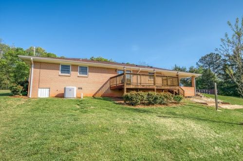712 Pleasant Hill Rd, Conyers GA  30012-1728 exterior