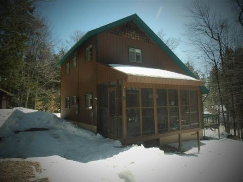 10 Ashuelot Dr, Washington, NH 03280-3447