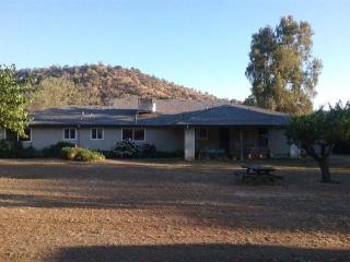26730 Twin Ponds Rd, Clovis, CA 93619-9652