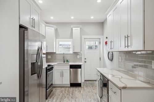 2504 American St, Philadelphia, PA 19133-3412