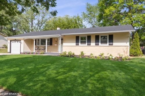 165 Cady Dr, Palatine, IL 60074-5519