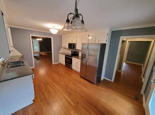 26 Jodys Trl, Cleveland, GA 30528-7106