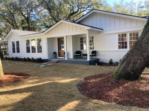 260 Forest Trl, Isle Of Palms, SC 29451-2528