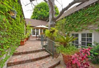 1947 Prosser Ave, Los Angeles, CA 90025-5928