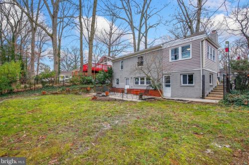 1253 Cresthaven Dr, Silver Spring MD 20903-1107 exterior