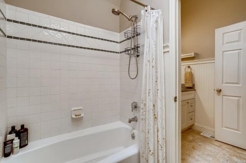 13350 65th Ave, Arvada CO  80004-2100 exterior