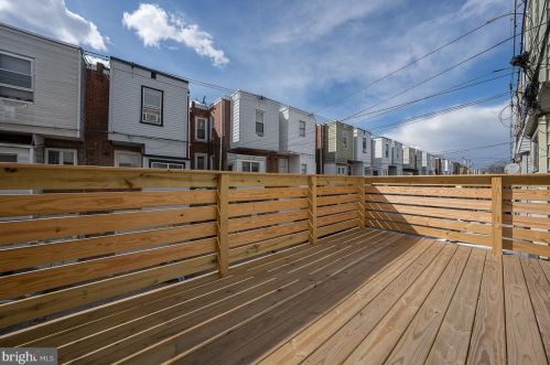 5726 12 St, Philadelphia PA 19141-4111 exterior